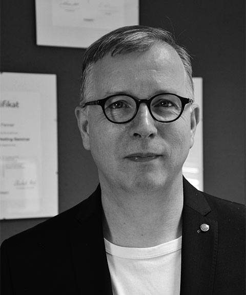 Uwe Fenner - Geschäftsführer fennerCommunication (Medienagentur & Lettershop) & Präsidium BDMU e.V. Präsidium BDMU e.V. - Vizepräsident Uwe Fenner